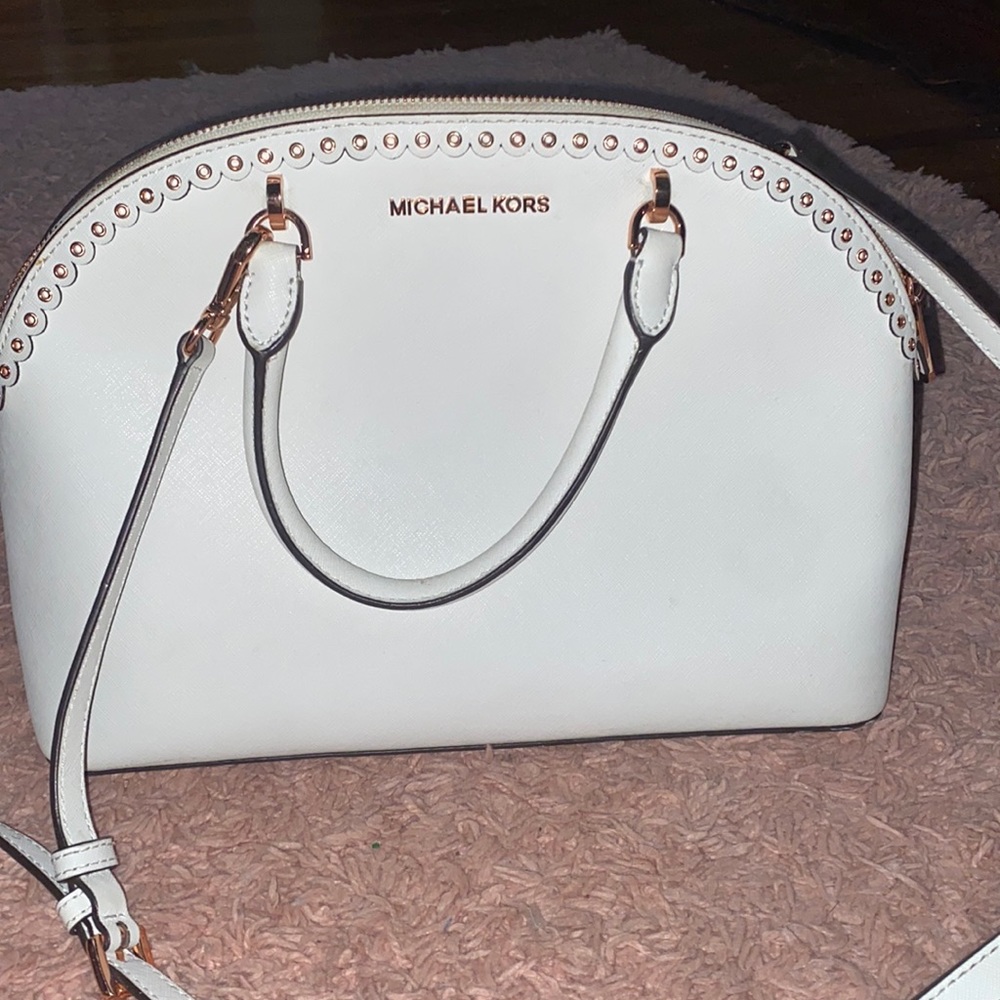 White Michael kors purse